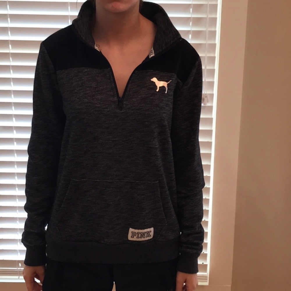 Pink VS sweatshirt
